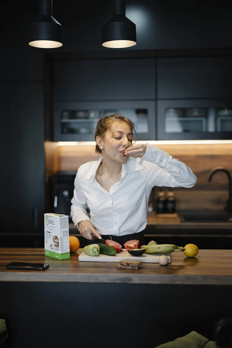 Stop Watching the Clock: What Nutrition Science Really Says About When You Should Eat